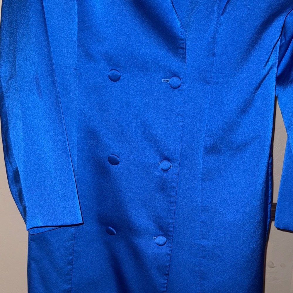 Adelyn Rae Vibrant Cobalt Blue Double-Breasted Blazer Dress. - Picture 3 of 6